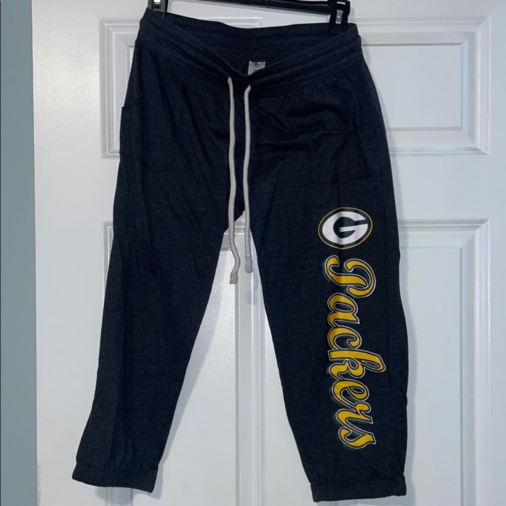 NFL Green Bay Packers Gray Capris